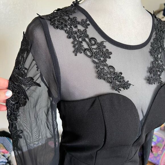Entry medium sheer lace appliqué midi lbd dress cute flattering - Picture 5 of 6